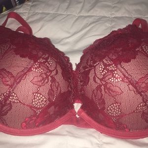 42 b torrid red lace